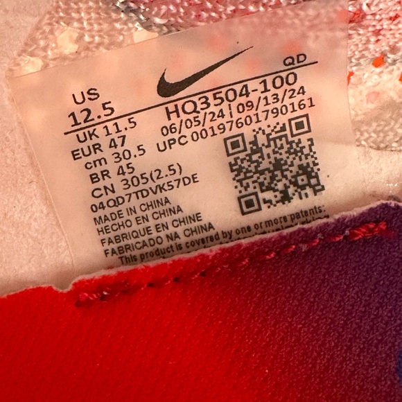 Nike ZoomX Vaporfly Next% 3 PRM main image 8